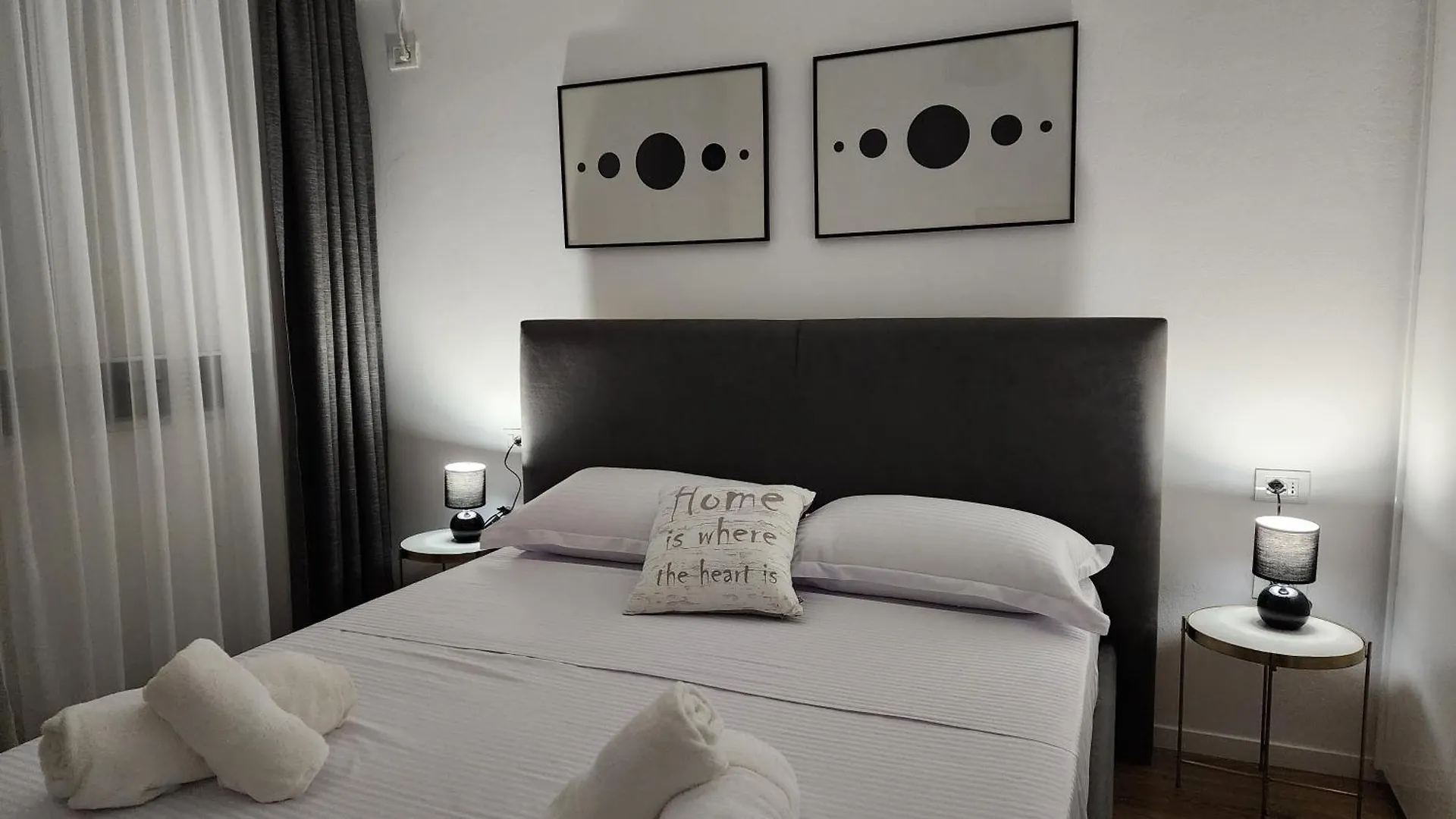 The Snug Retreat - Central Stay Apartment 地拉那 阿尔巴尼亚