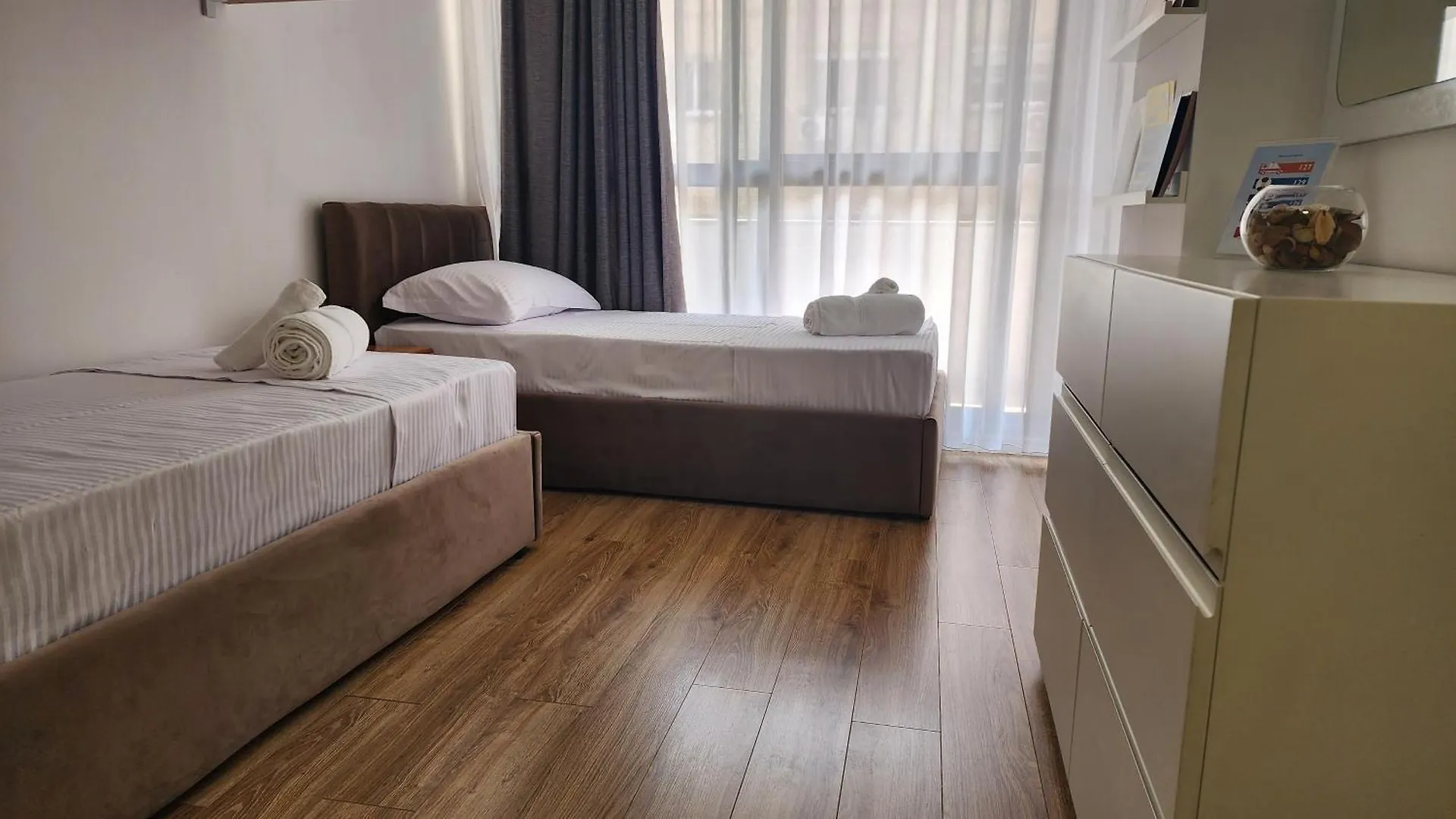 The Snug Retreat - Central Stay Apartment 地拉那